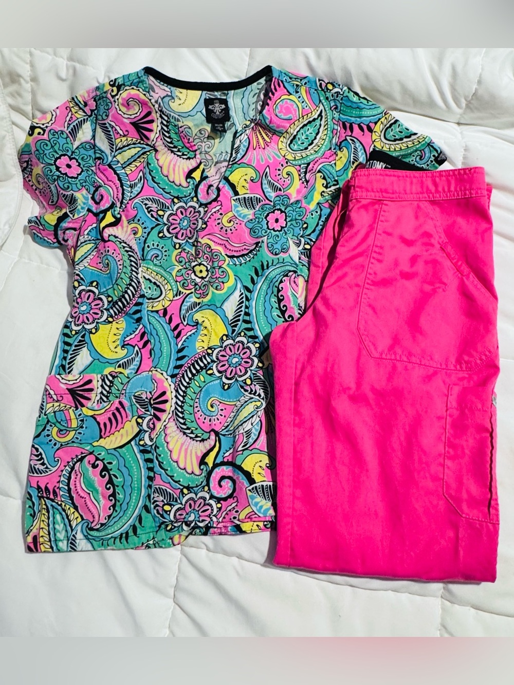 Med couture (S) paisley scrub top + Grey’s Anatomy Barbie pink scrub pants (XS)